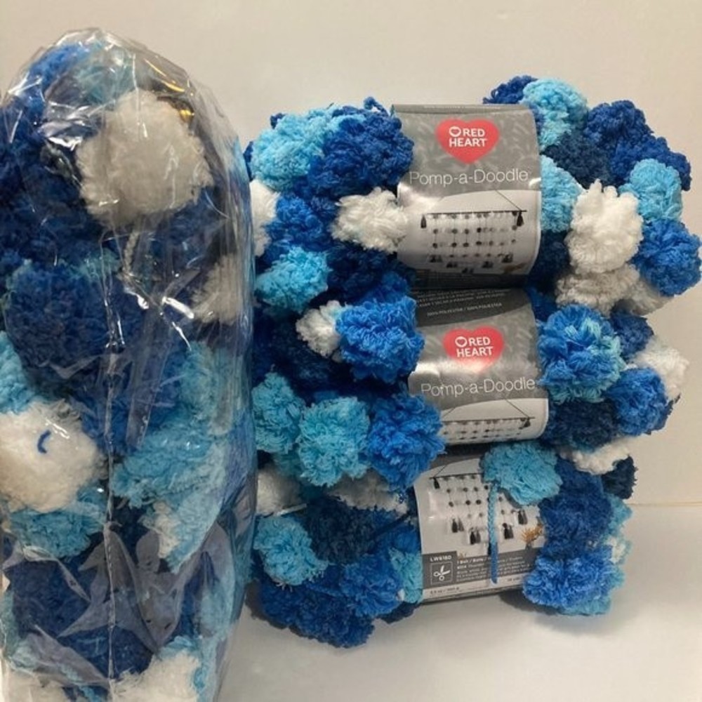 Red Heart Pomp A Doodle Jumbo Yarn Bluesy Blue White Pom Pom 12 Skeins